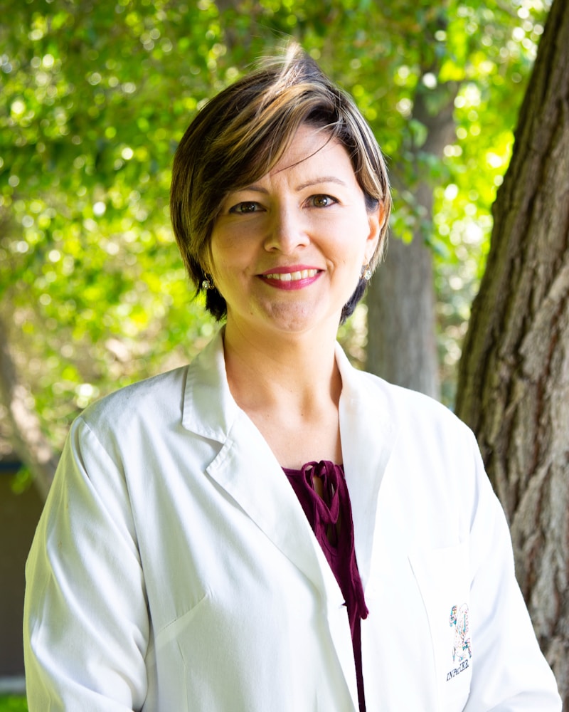 Dr. Ayşe Demir